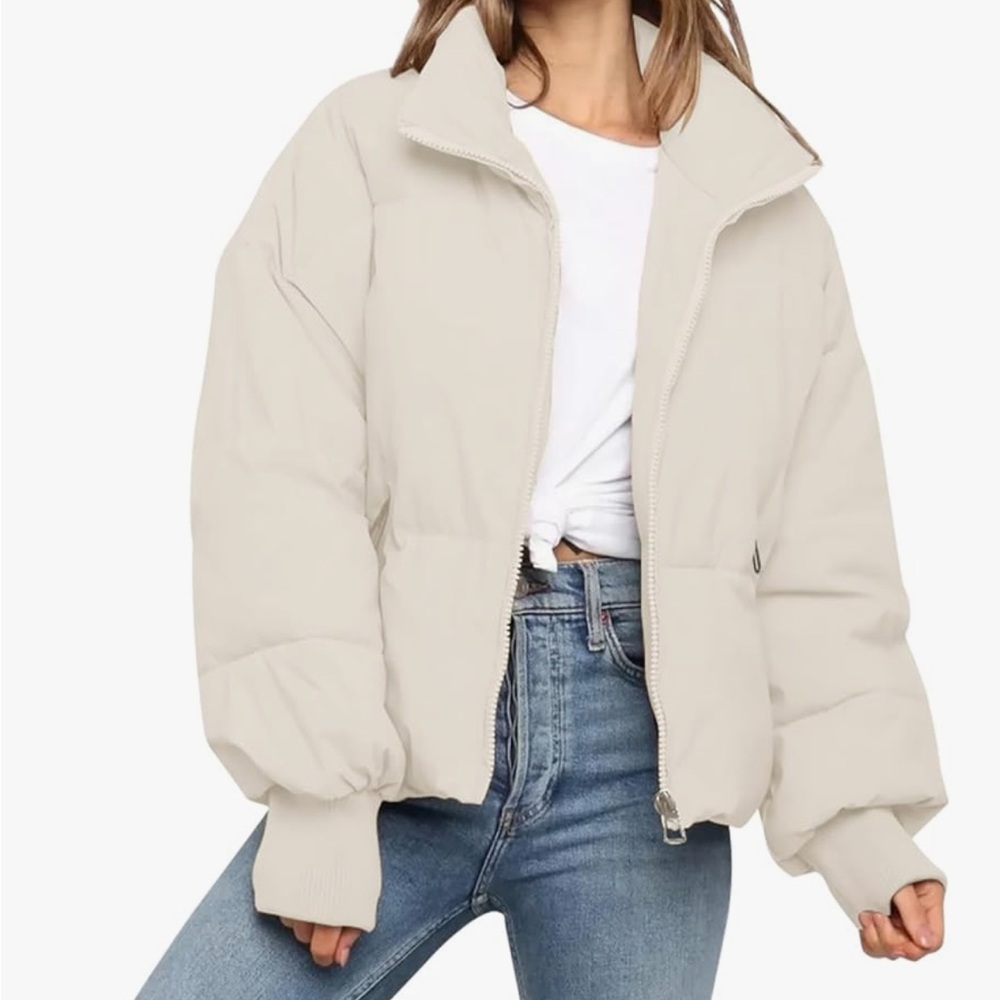 Amazon Women's Off-White Puffer Jacket